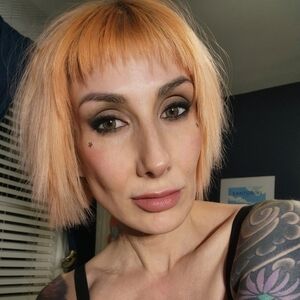 Meet your Posher, Alayna
